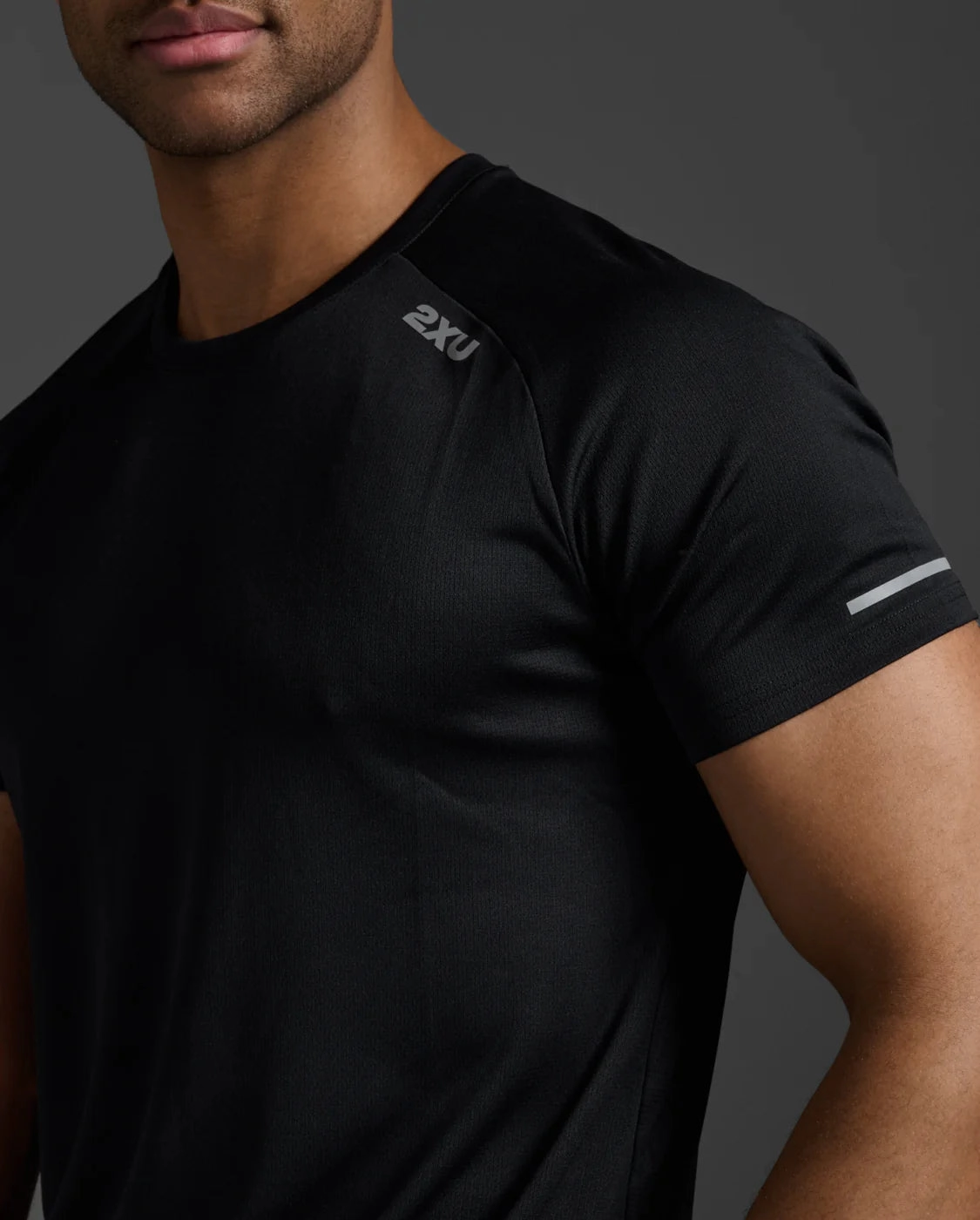 2XU Aero Tee - Black / Silver