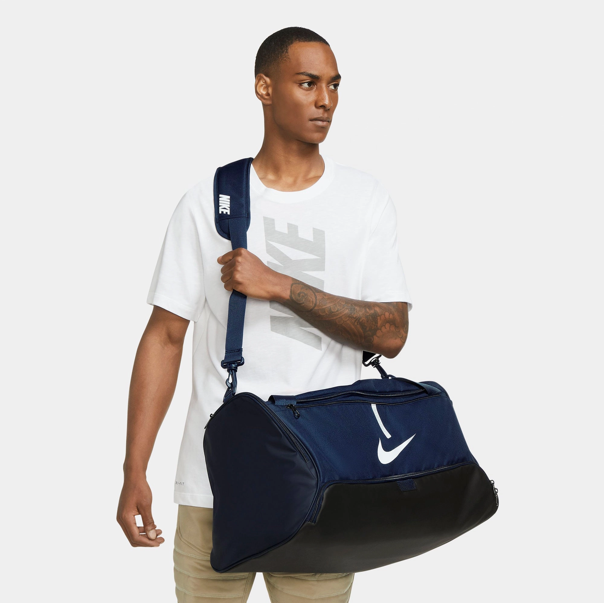 Academy Team Soccer Duffel Bag (Medium. 60L)