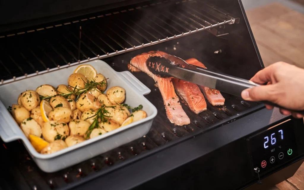 Crossray TCEK-04 BBQ, Cabinet, Sink & Single Fridge