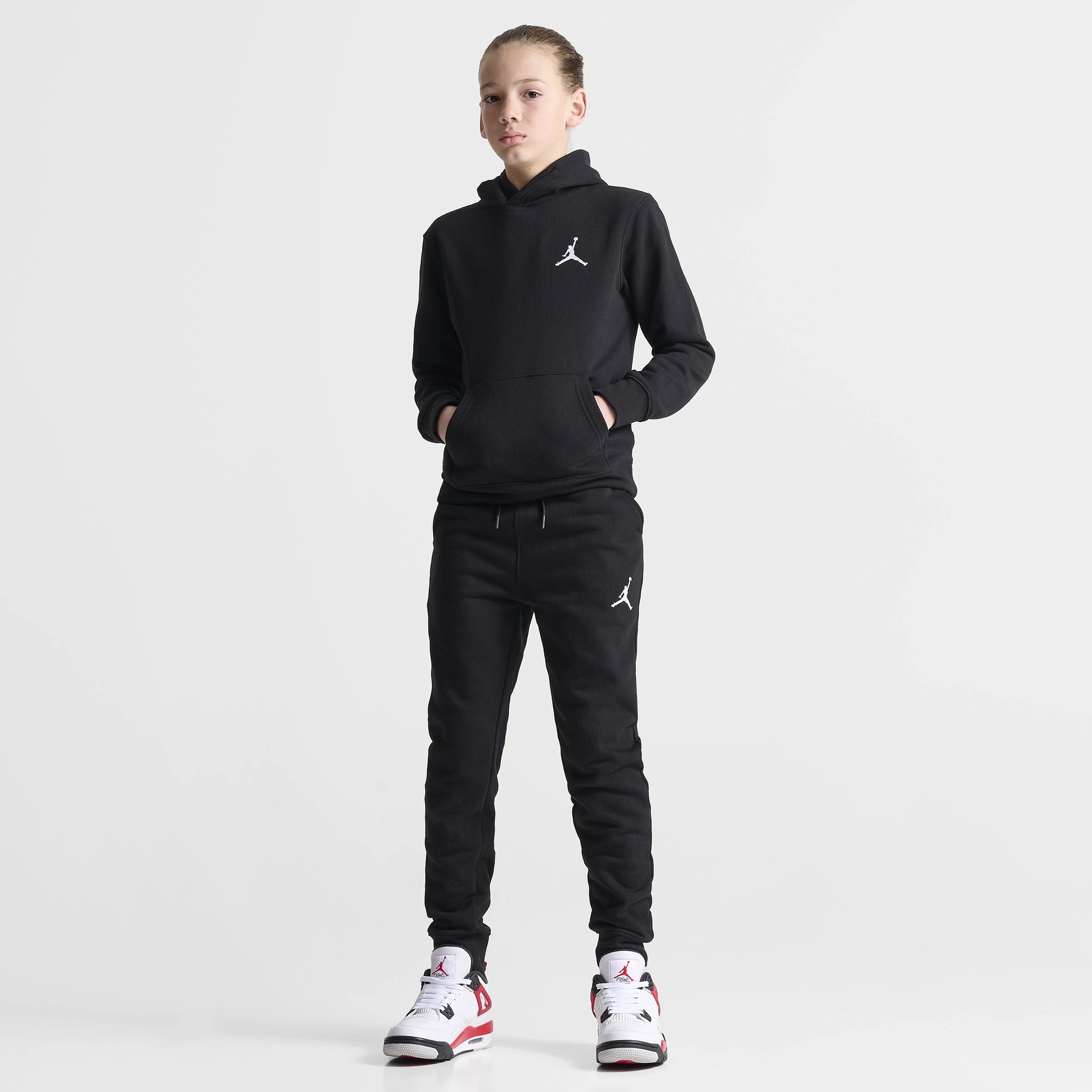Jordan Junior Boys' Essential Pullover Hoodie / Black