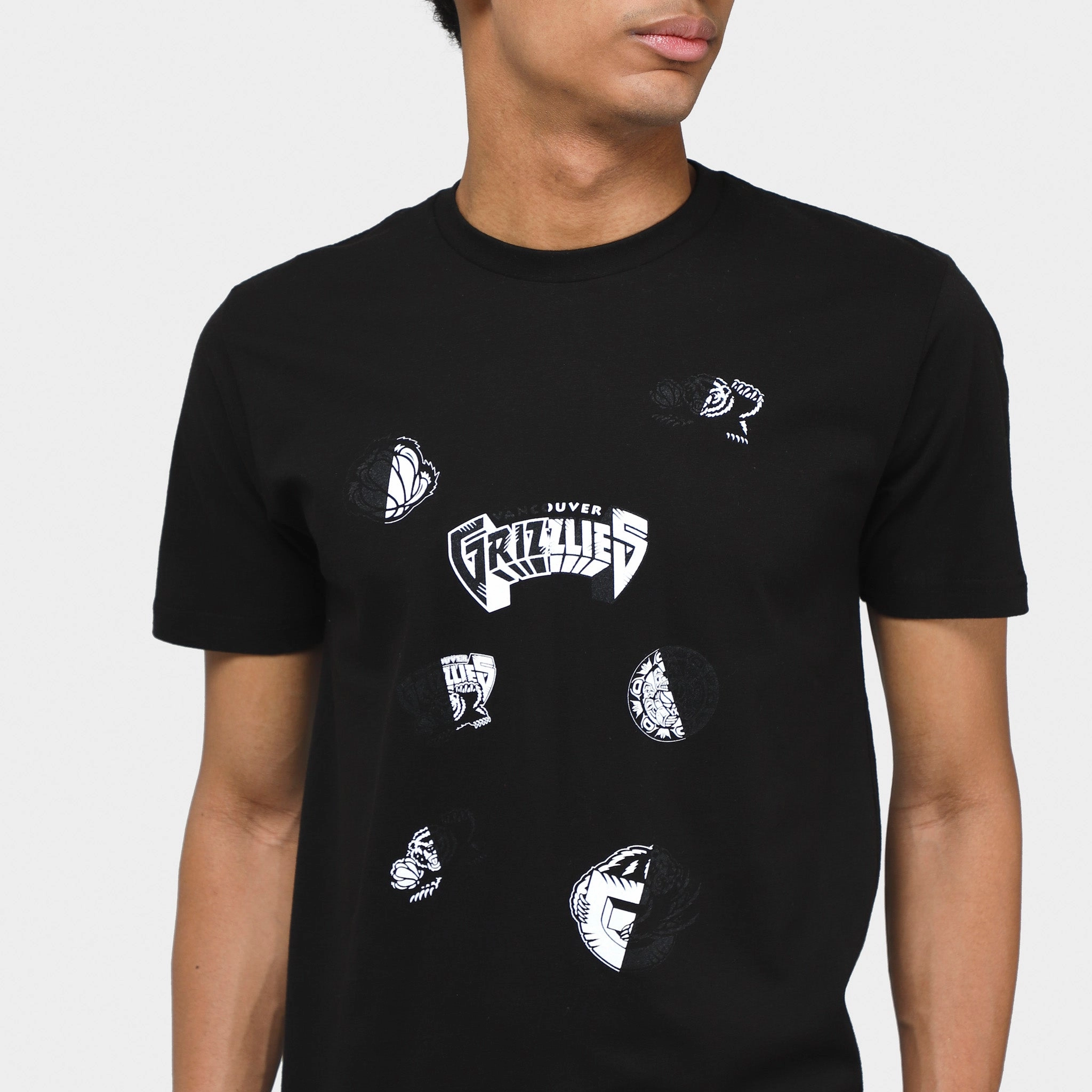 Mitchell & Ness Vancouver Grizzlies Night T-shirt Black / White