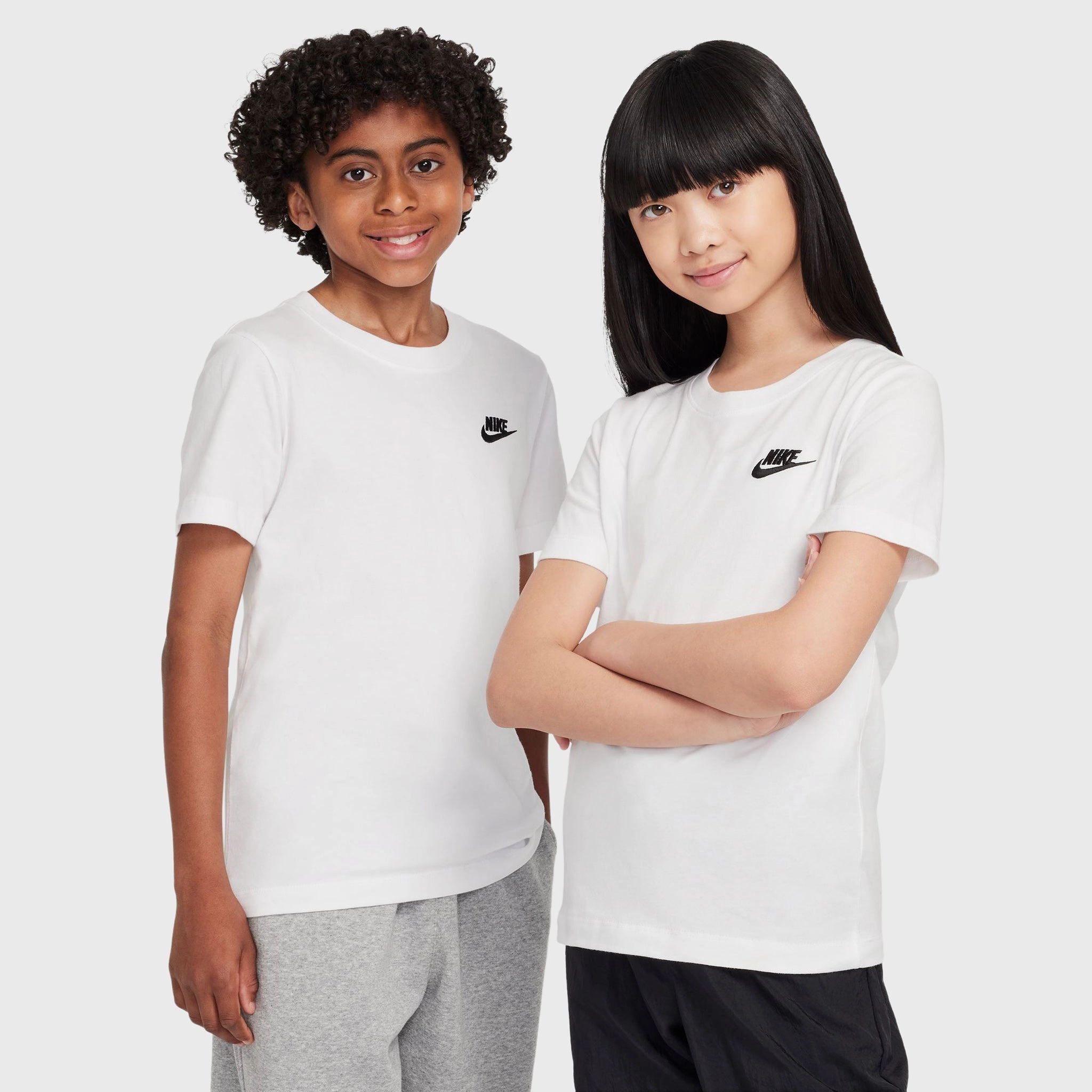 Nike Juniors' Futura T-Shirt  / White