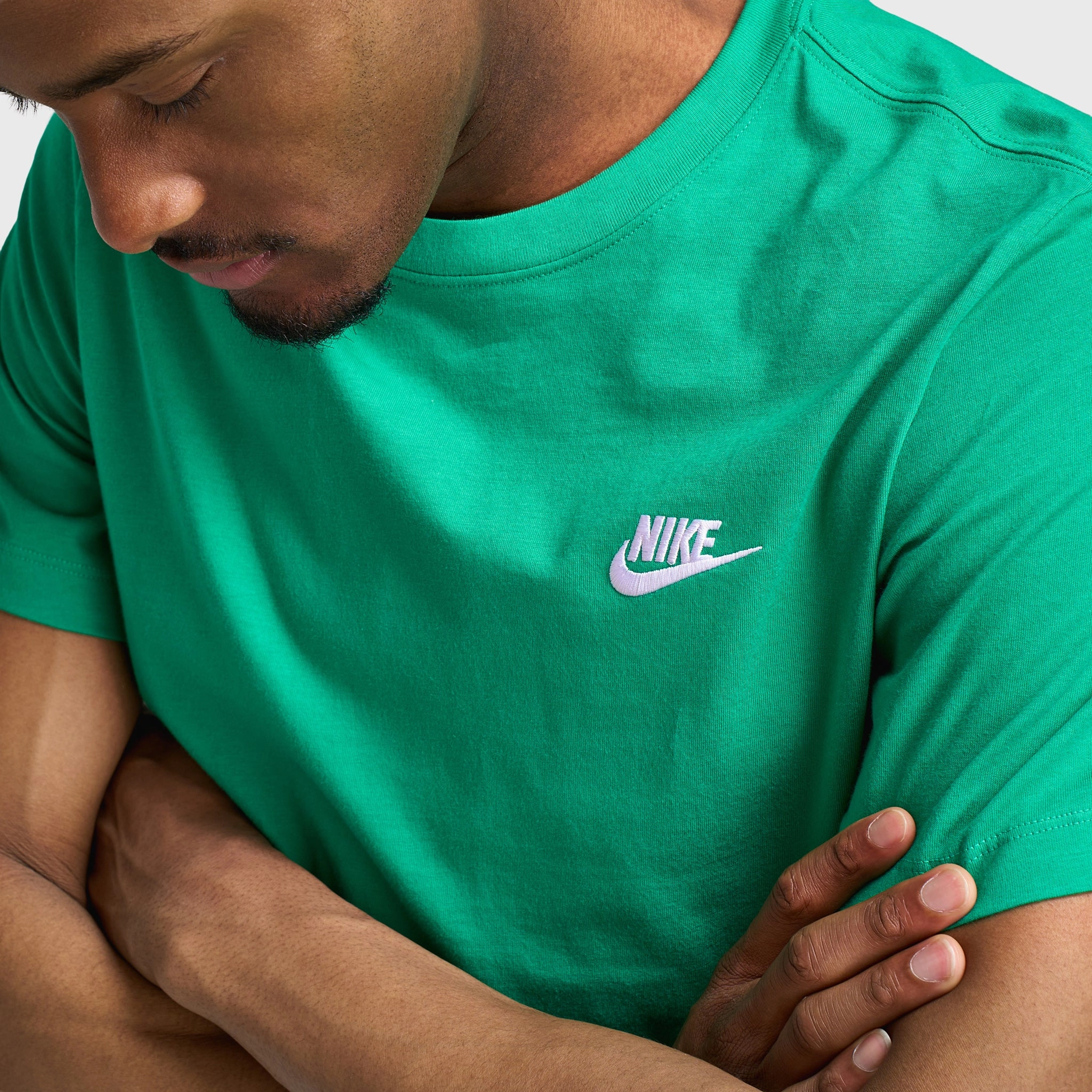 Nike Sportswear Club T-Shirt / Stadium Green