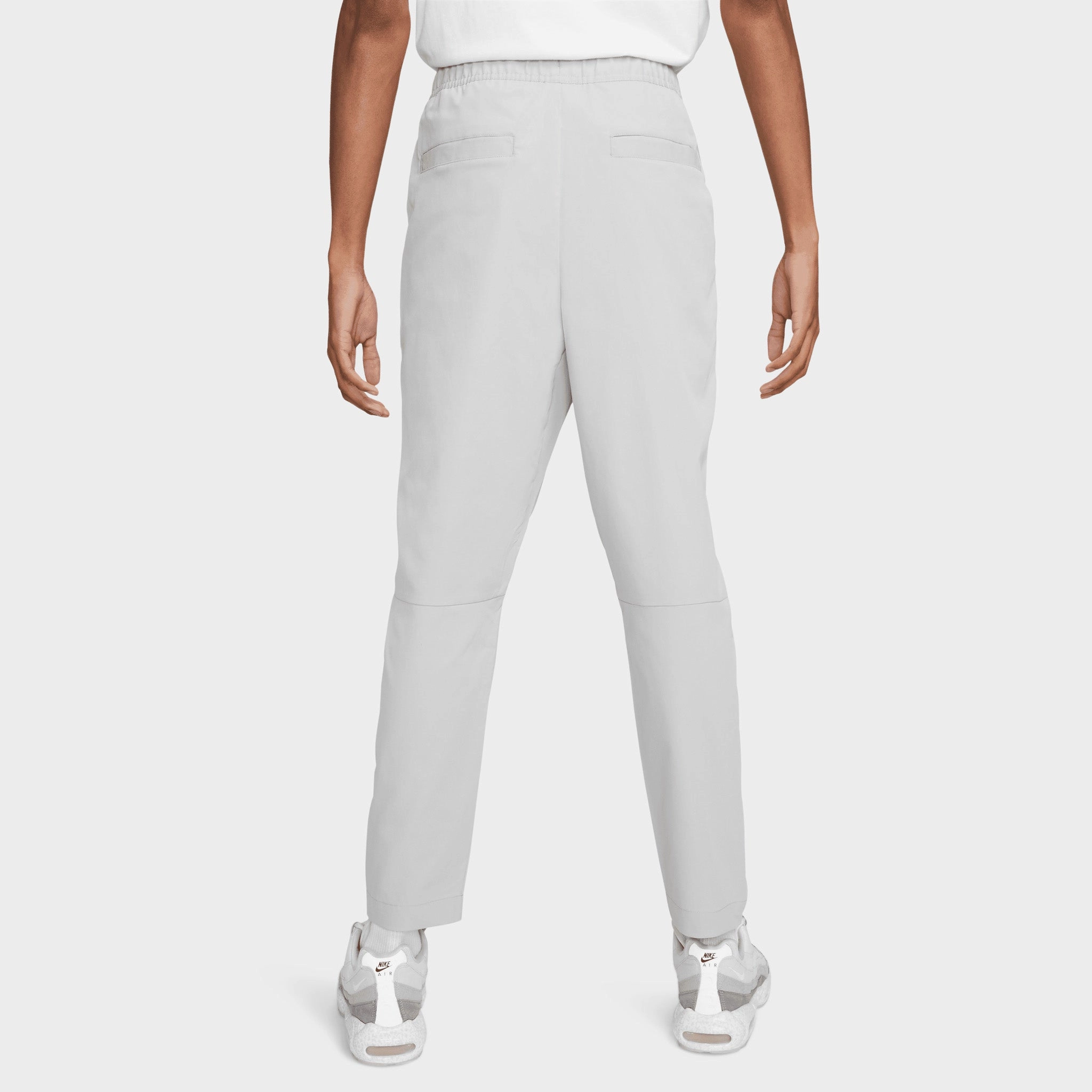 Nike Sportswear Club Woven Tapered Pants Light Smoke Grey / White