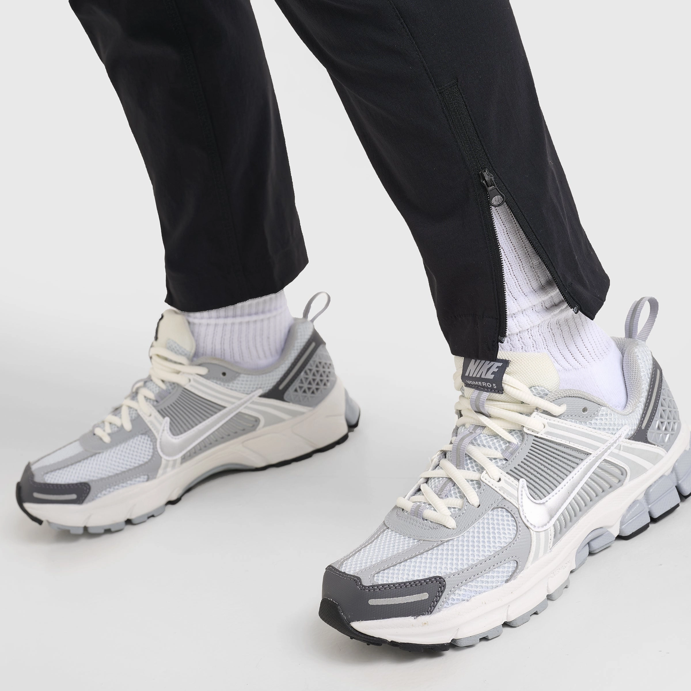 Nike Sportswear Junior Boys' Tech Woven Joggers Black / Black - Black