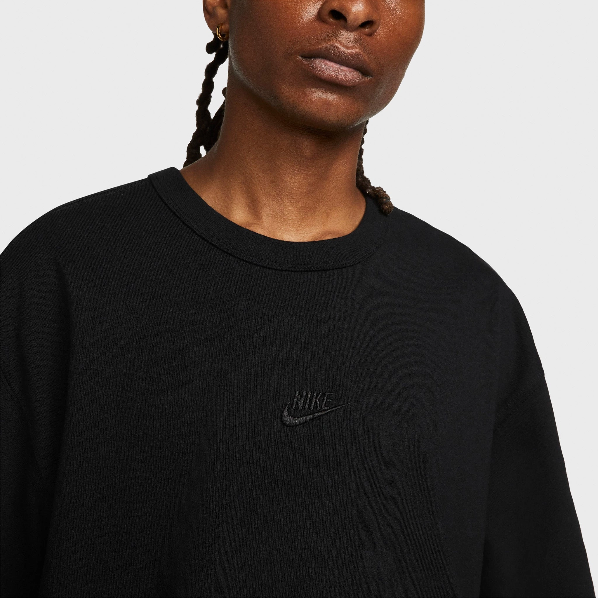Nike Sportswear Premium Essentials T-shirt / Black