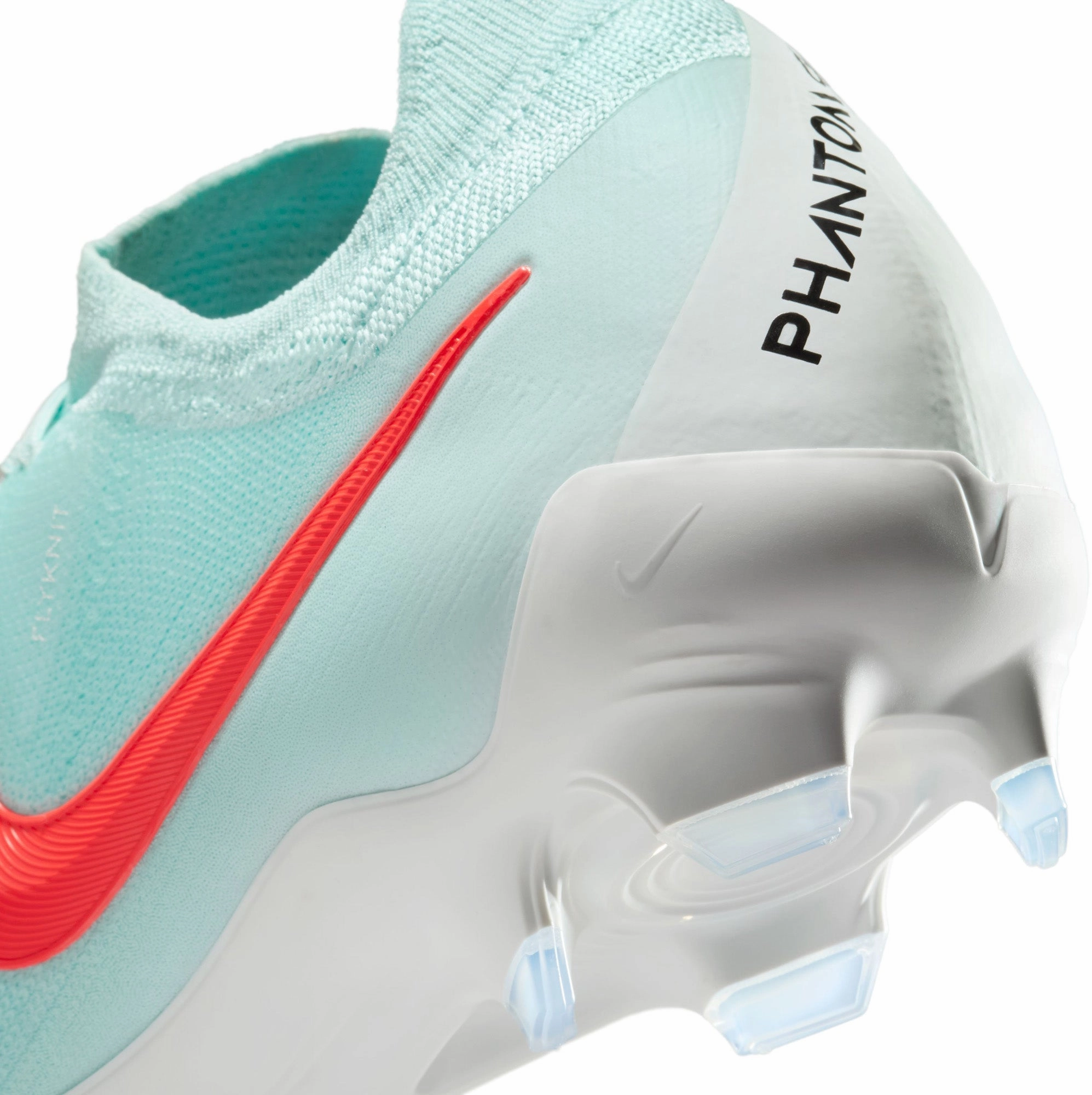 Phantom GX 2 Pro FG Low-Top Men's Football Boots