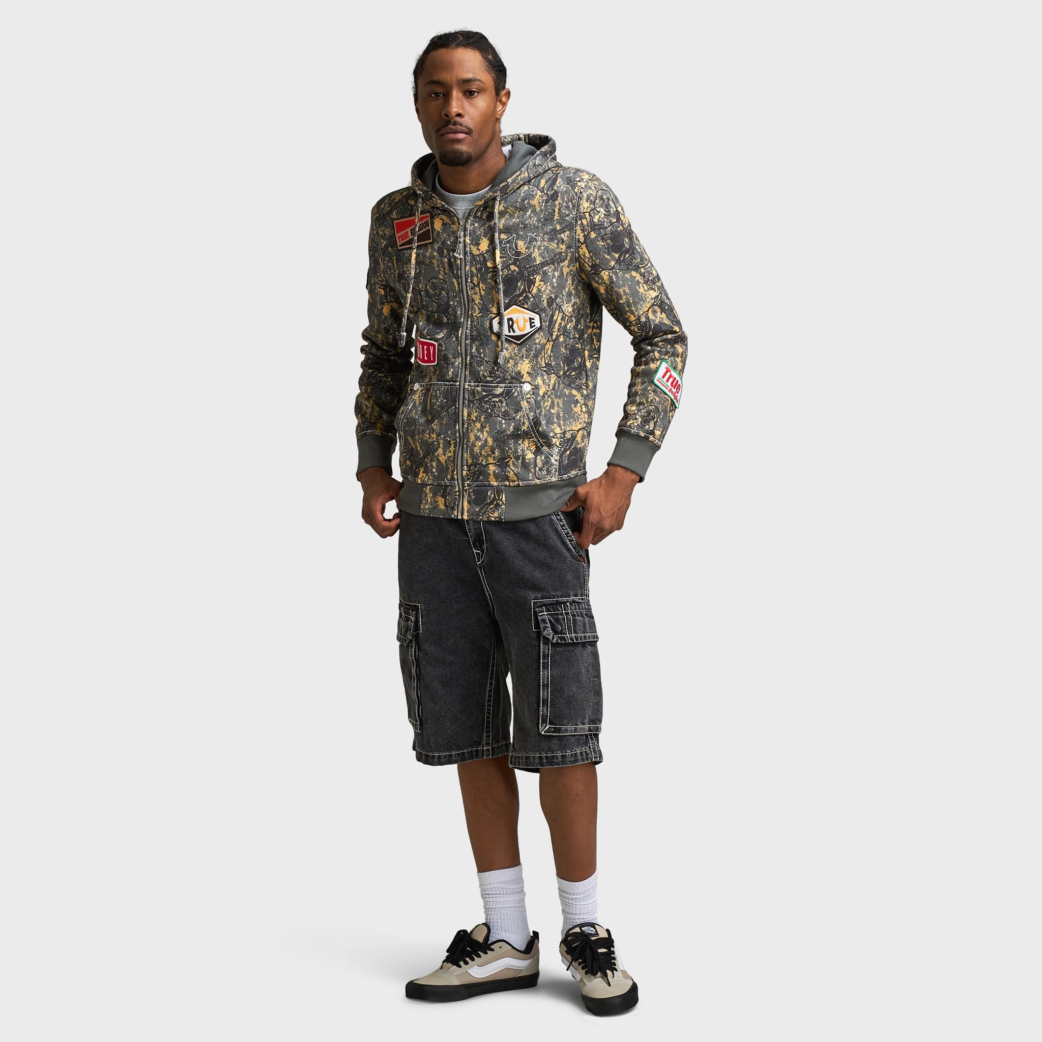 True Religion Big T Vinny Cargo Denim Shorts / Bullet Black Wash