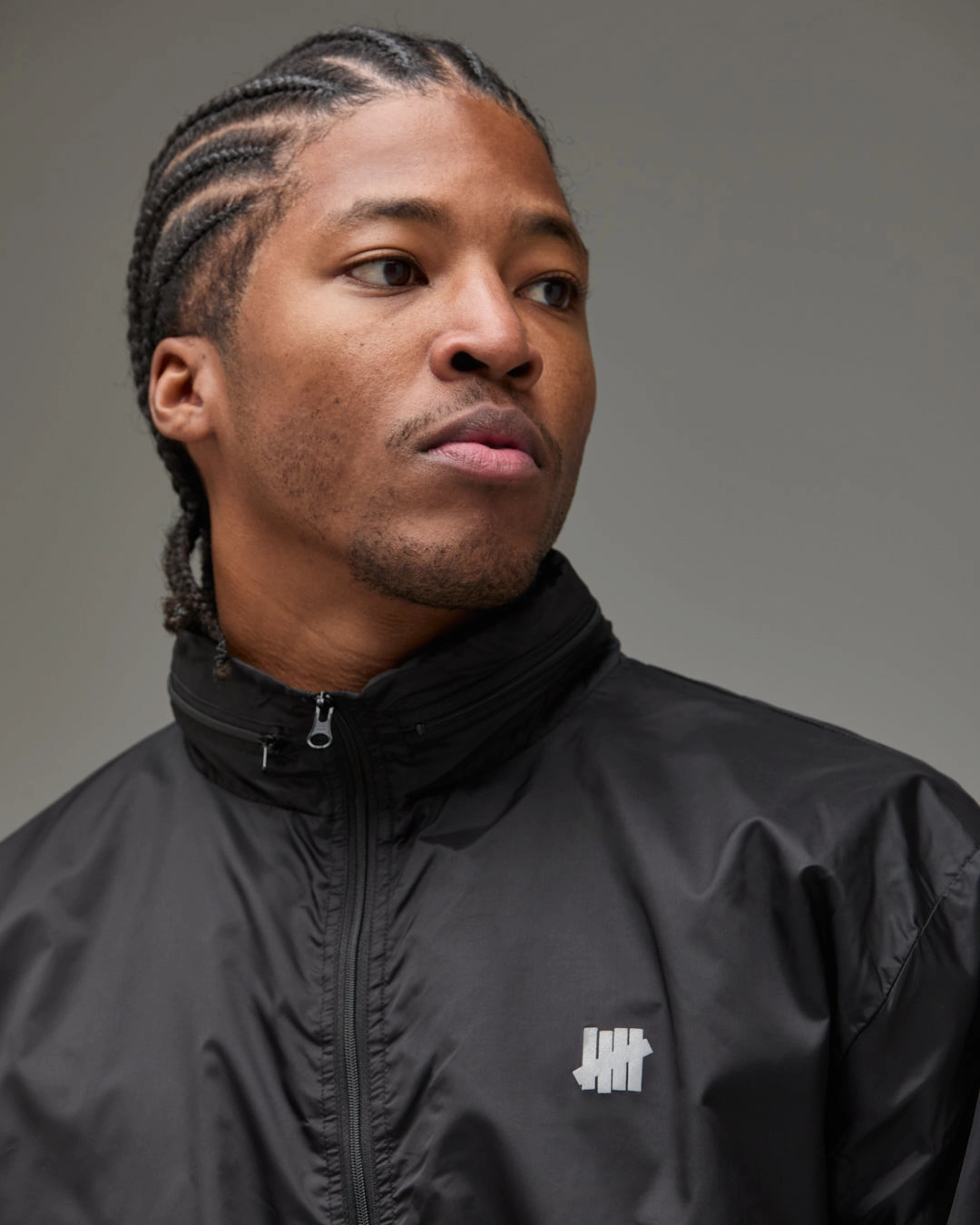 UNDEFEATED ICON LIGHTWEIGHT JACKET - BLACK