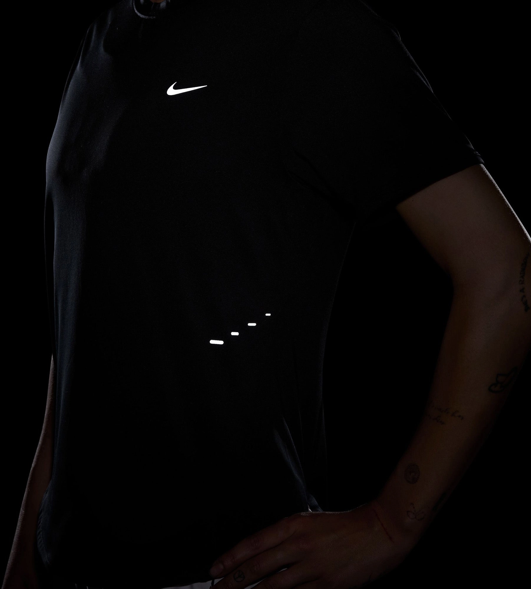 Women's Swift Dri-FIT Short-Sleeve Running Top
